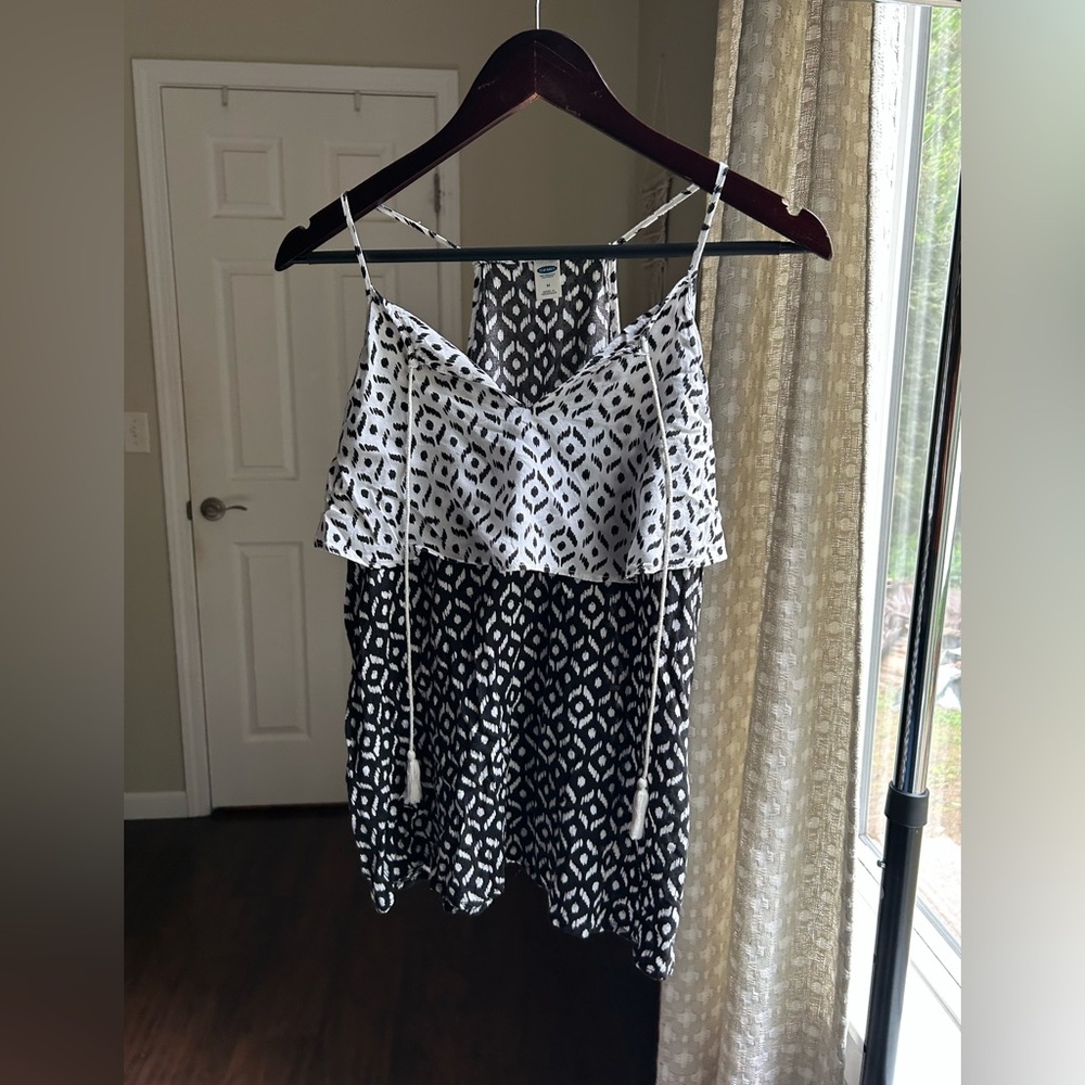Old Navy Black and White layered racer back cami